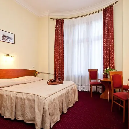 فندق Kazimierz Ii 3*